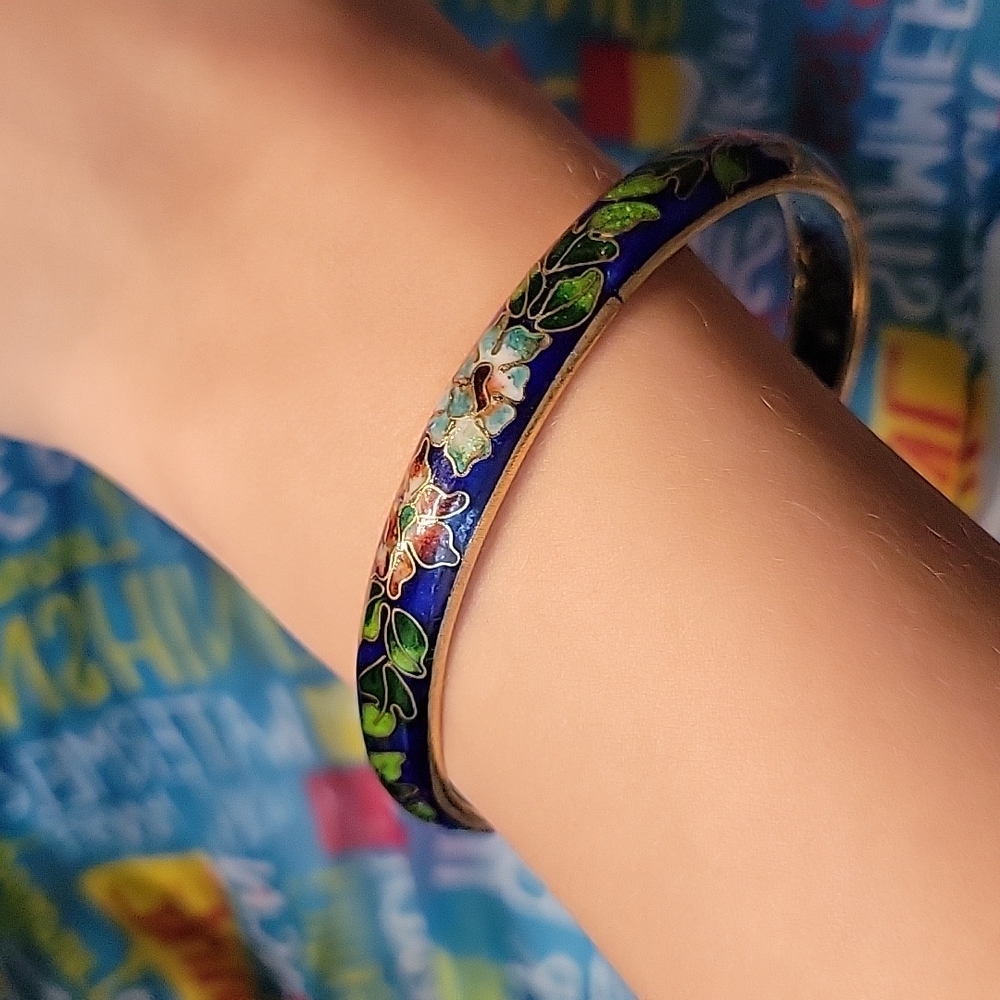 Blue Floral Bangle Bracelet